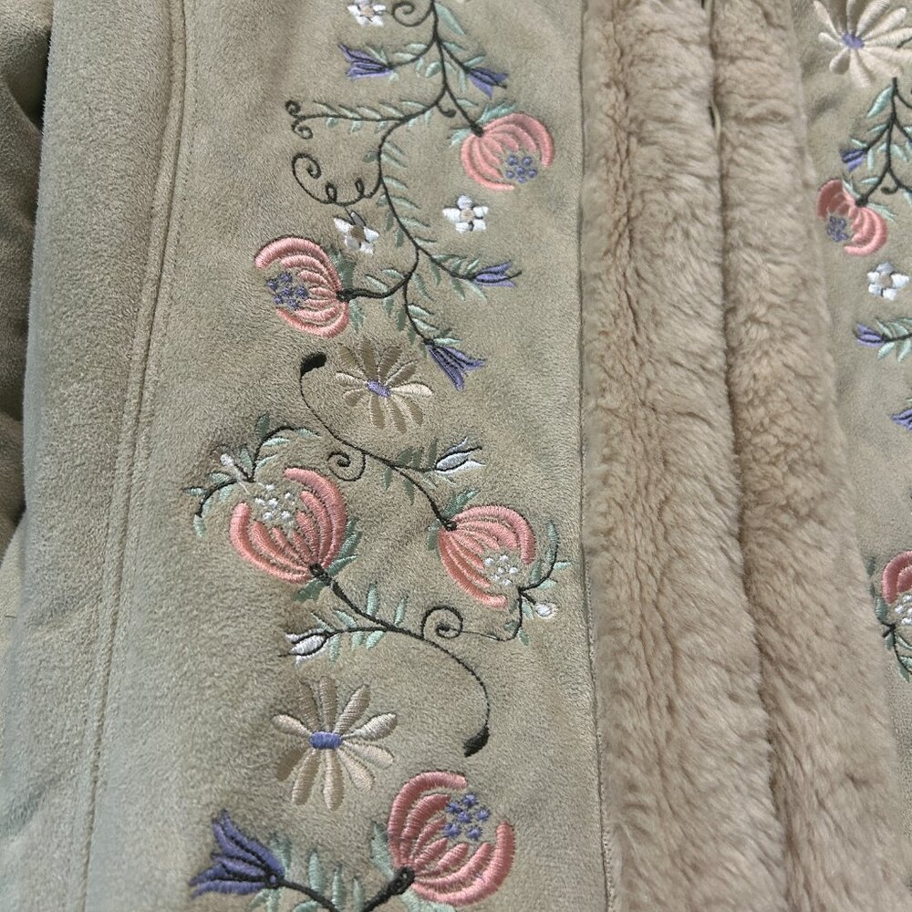 Fu Da‎ Sport Faux Suede Embroidered Sherpa Coat Sz L Phoebe Buffay Inspired 90s - Picture 4 of 8